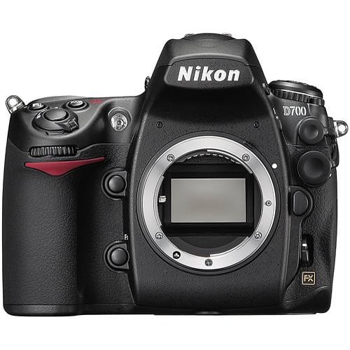 nikon d700 front